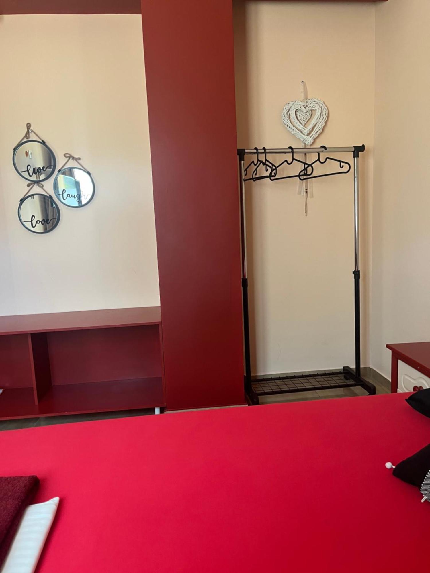 Sea Airport Art Studio Apartment Artemida  Luaran gambar